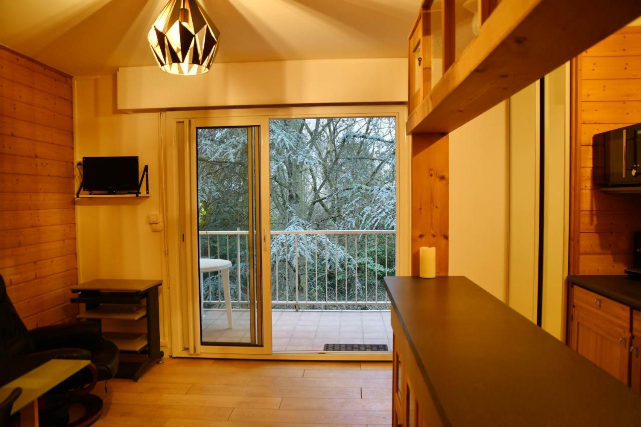 F1 Entier Cosy Style Chalet Montgeron, Proche Paris Bagian luar foto